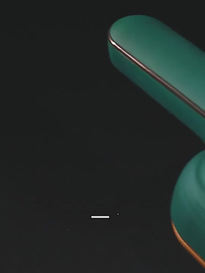 Mini 180° Rotatable Handheld Steam Iron Fast Wrinkle Removal Video