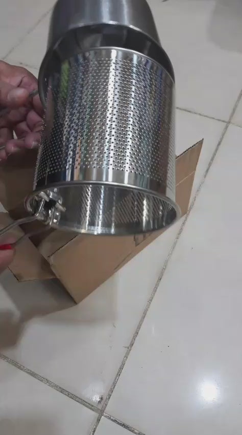 Stainless Steel Deep Fryer Pot with Strainer 1200ML Oil Capacity Frying Pan Video