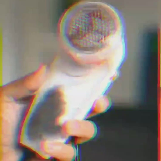Nova Electric Lint Fuzz Remover for Wool Clothes Sweaters Video2